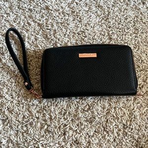 Adrienne Vittadini wristlet wallet